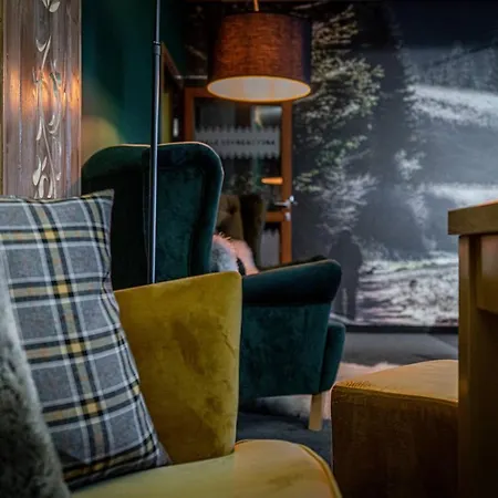 Bed & Breakfast Markowy Dworek