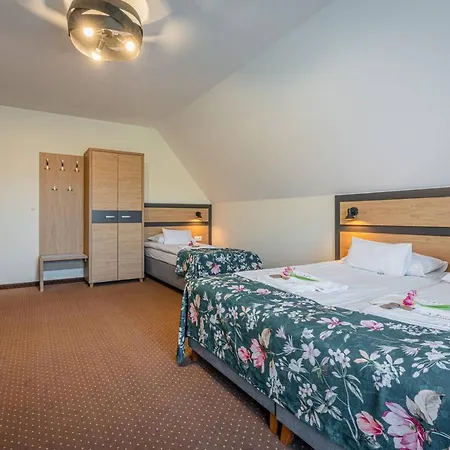 Bed & Breakfast Markowy Dworek *