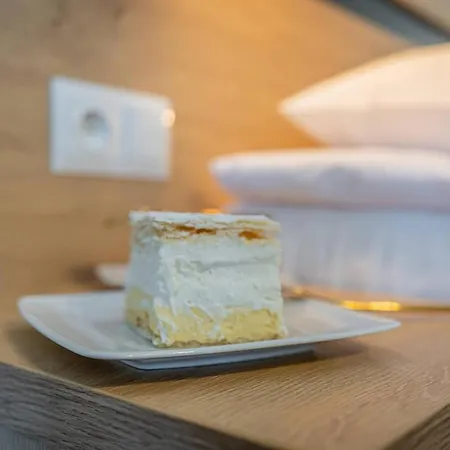 Bed & Breakfast Markowy Dworek